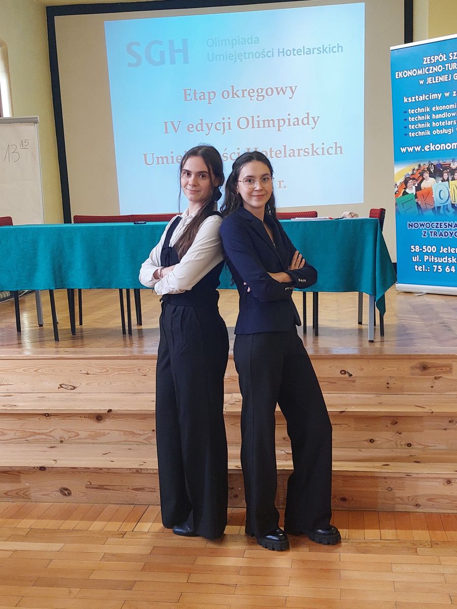 Konstancja Szajwaj i Natalia Cieluch.jpeg